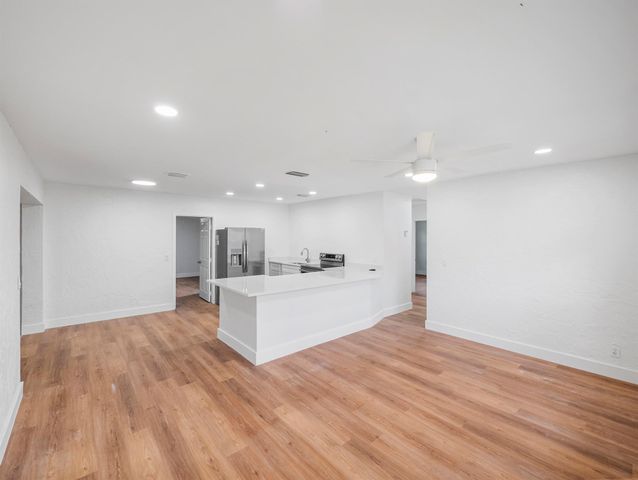 133 NW 14th Avenue, Boynton Beach, FL 33437