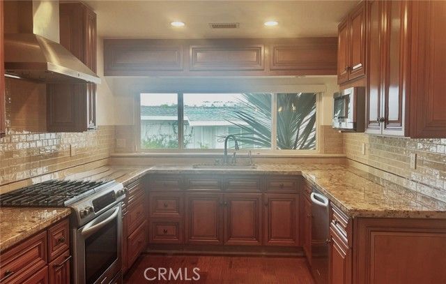 53 Saratoga, Newport Beach, CA 92660