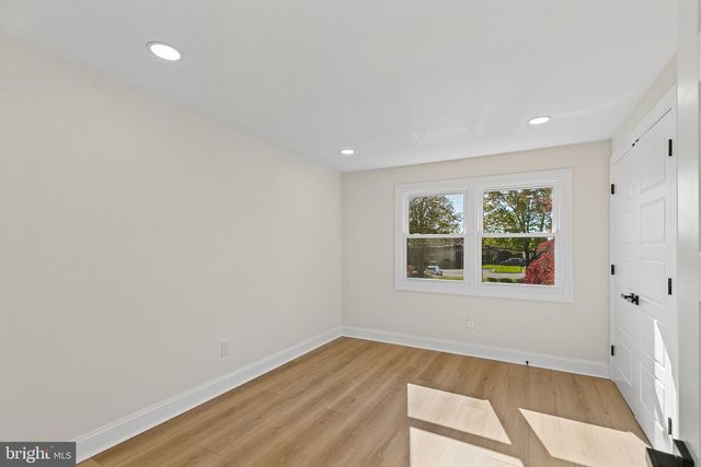 77 LENAPE DR, Doylestown, PA 18901