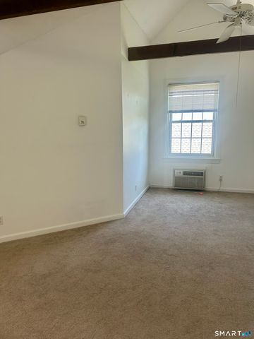 9 River Colony 9, Guilford, CT 06437