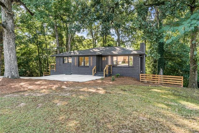 6025 Oakdale Road SE, Mableton, GA 30126