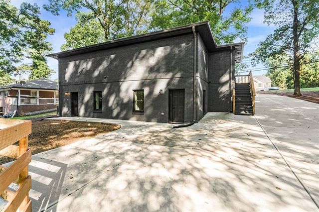 6025 Oakdale Road SE, Mableton, GA 30126