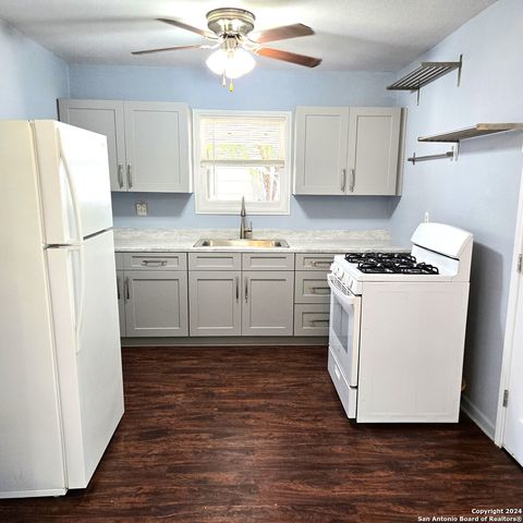 239 CORAL AVE, San Antonio, TX 78223