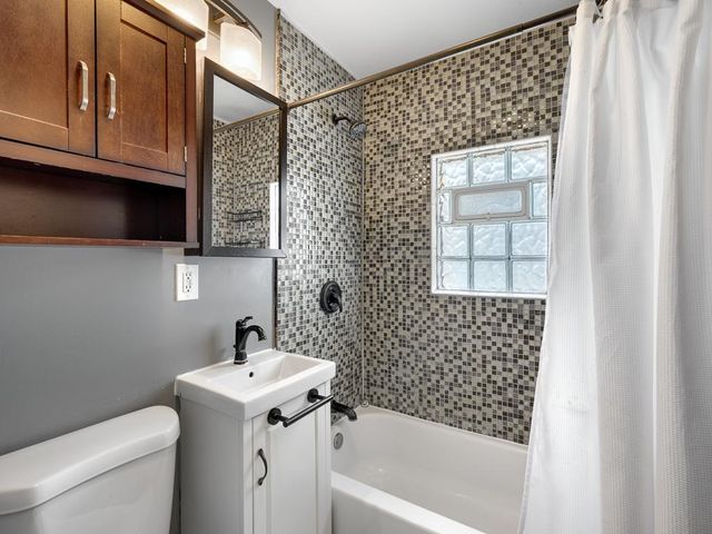 602 82nd Avenue NE, Spring Lake Park, MN 55432