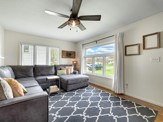 602 82nd Avenue NE, Spring Lake Park, MN 55432