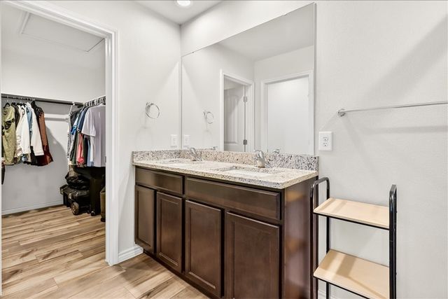 7225 Star Gazer Dr, Corpus Christi, TX 78414