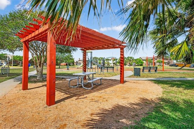 7225 Star Gazer Dr, Corpus Christi, TX 78414
