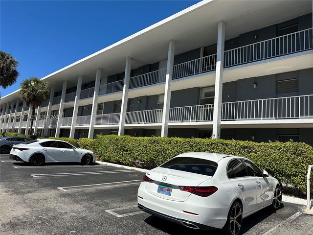 777 SE 2nd Avenue 307, Deerfield Beach, FL 33441