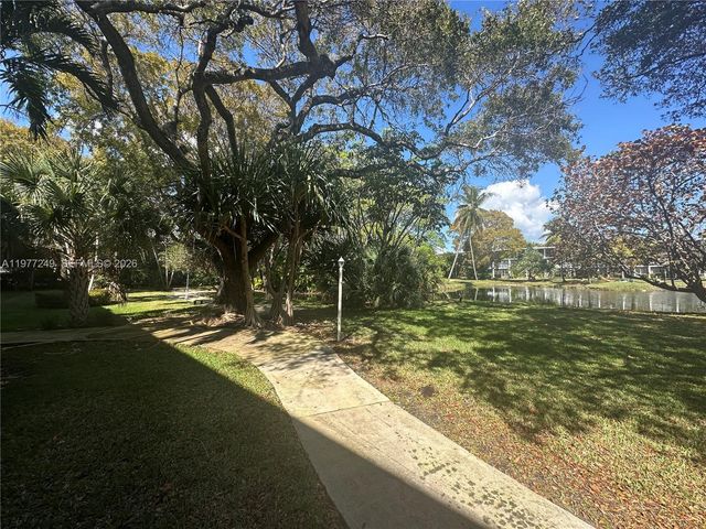 777 SE 2nd Avenue 307, Deerfield Beach, FL 33441