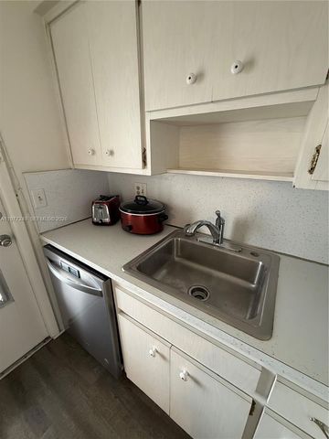 777 SE 2nd Avenue 307, Deerfield Beach, FL 33441