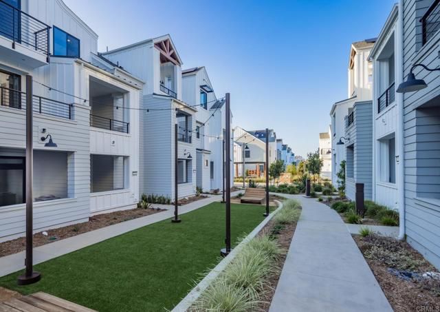 1403 Anacona Place 103, Encinitas, CA 92024