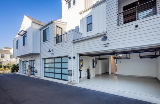 1403 Anacona Place 103, Encinitas, CA 92024