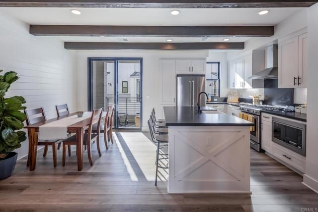 1403 Anacona Place 103, Encinitas, CA 92024