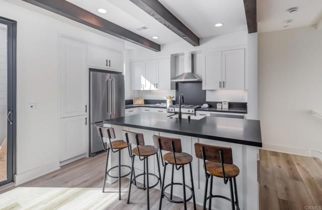 1403 Anacona Place 103, Encinitas, CA 92024