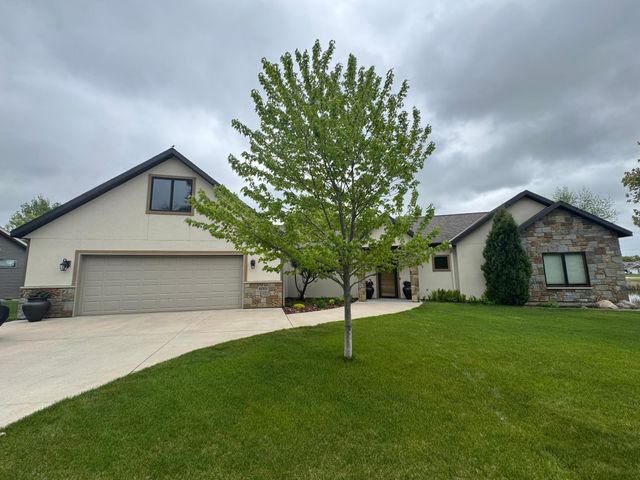 2122 37th Street S, Saint Cloud, MN 56301