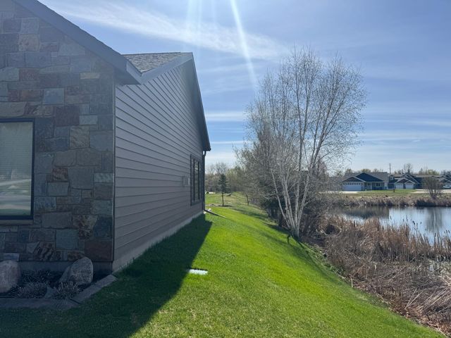 2122 37th Street S, Saint Cloud, MN 56301