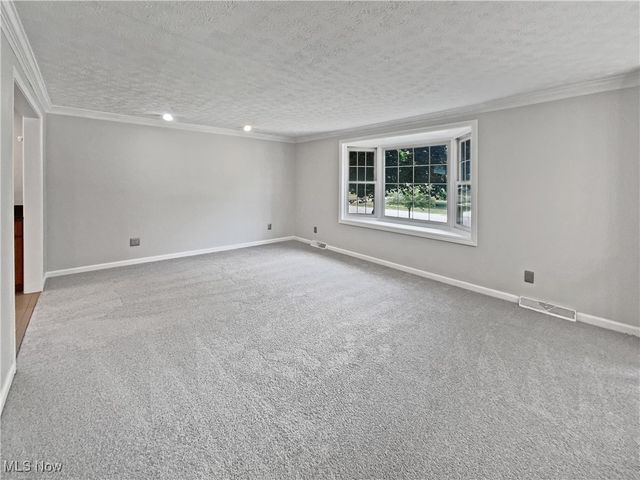 6305 Christman Drive, North Olmsted, OH 44070