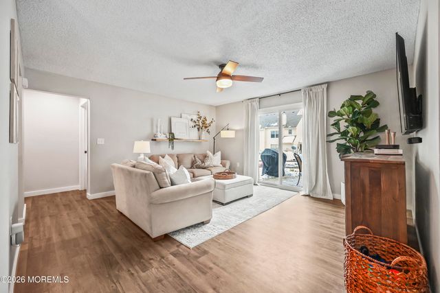 710 Ivy Court, Jackson, NJ 08527