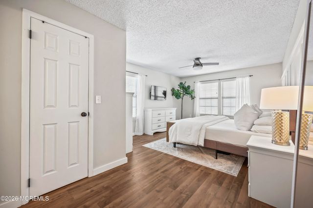 710 Ivy Court, Jackson, NJ 08527