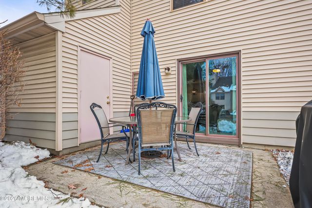 710 Ivy Court, Jackson, NJ 08527