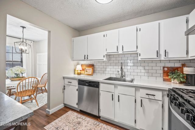 710 Ivy Court, Jackson, NJ 08527