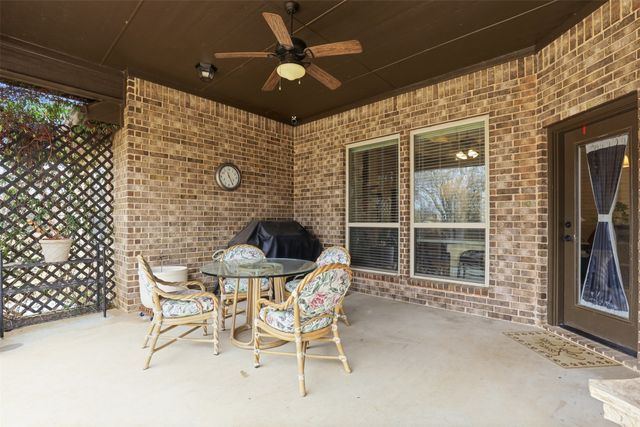 140 Flying Diamond Drive, Springtown, TX 76082