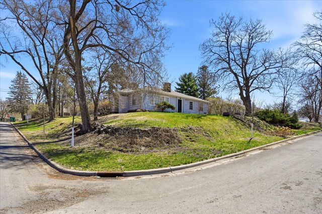 1601 Maryland Avenue S, Saint Louis Park, MN 55426