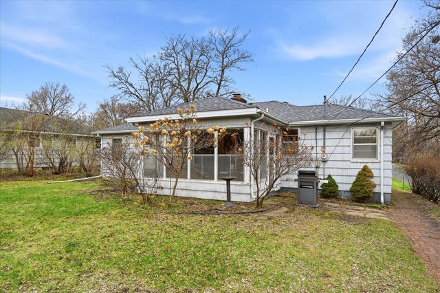 1601 Maryland Avenue S, Saint Louis Park, MN 55426