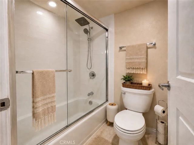 5565 Canoga Avenue 207, Woodland Hills, CA 91367