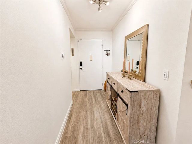 5565 Canoga Avenue 207, Woodland Hills, CA 91367