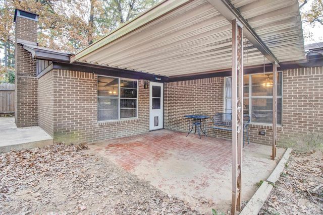 2813 Teakwood Dr., Longview, TX 75605