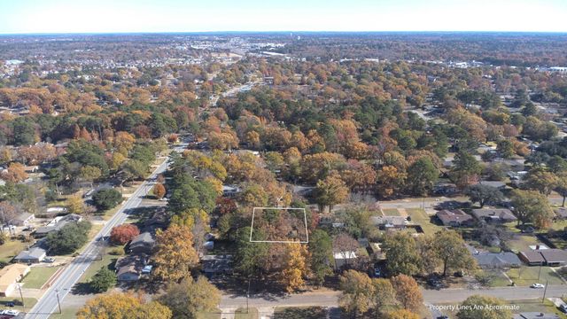 2813 Teakwood Dr., Longview, TX 75605