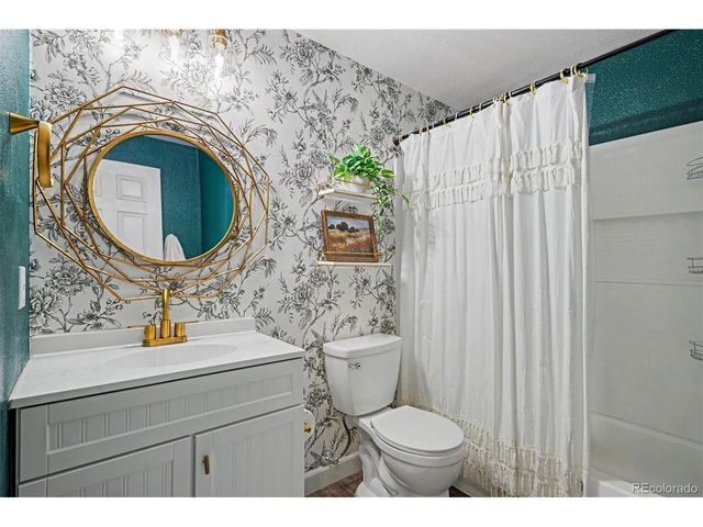 17857 E Arizona Ave, Aurora, CO 80017