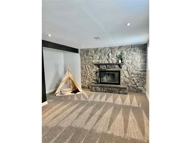 17857 E Arizona Ave, Aurora, CO 80017