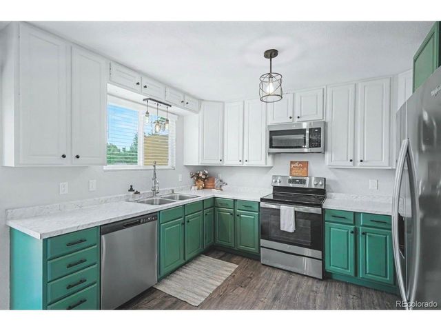 17857 E Arizona Ave, Aurora, CO 80017