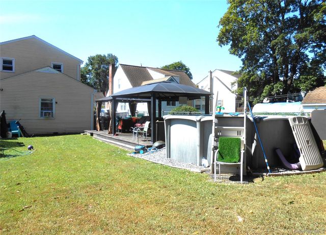 63 Lindbergh Place, Poughkeepsie, NY 12603