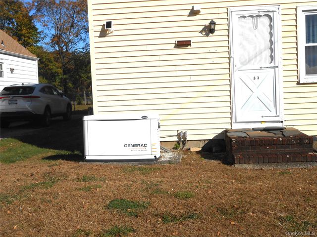 63 Lindbergh Place, Poughkeepsie, NY 12603