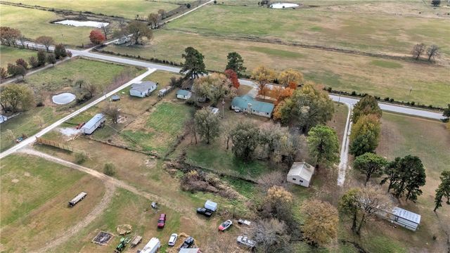 12377 E Sugar Hill Road, Lincoln, AR 72744
