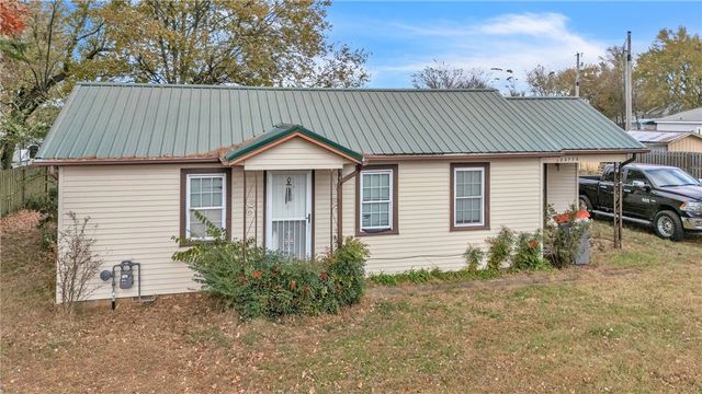 12377 E Sugar Hill Road, Lincoln, AR 72744