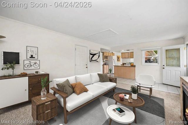 4550 Patrick Road, West Bloomfield, MI 48322