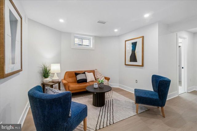 5025 BLAINE ST NE, Washington, DC 20019