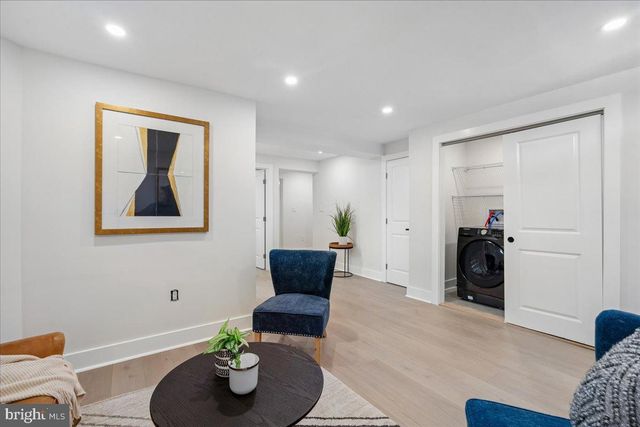 5025 BLAINE ST NE, Washington, DC 20019