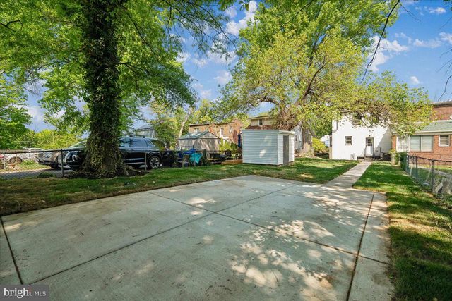 5025 BLAINE ST NE, Washington, DC 20019