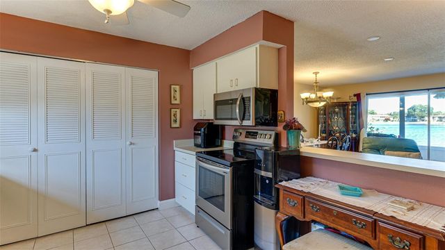 4591 MOHICAN TRAIL 137, Sarasota, FL 34233