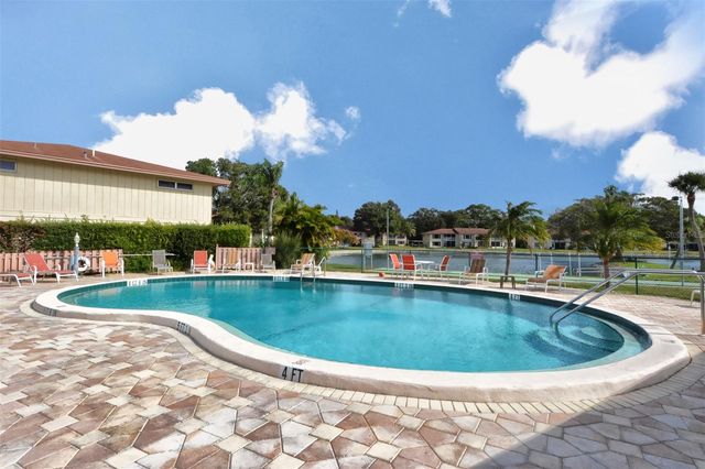 4591 MOHICAN TRAIL 137, Sarasota, FL 34233