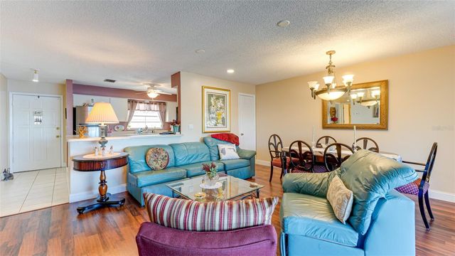 4591 MOHICAN TRAIL 137, Sarasota, FL 34233