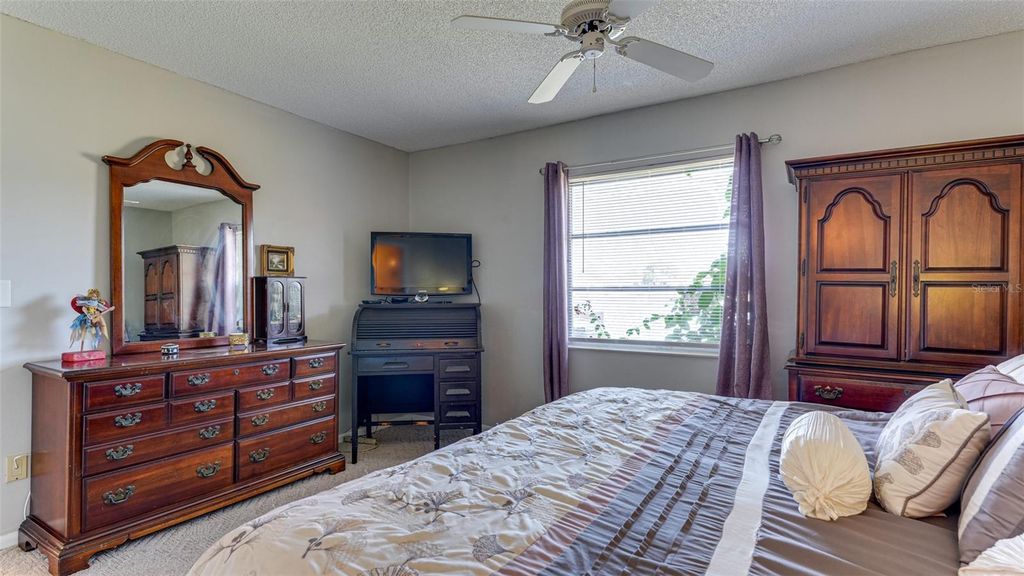 Image 15 of property listing at 4591 MOHICAN TRAIL 137, Sarasota, FL 34233