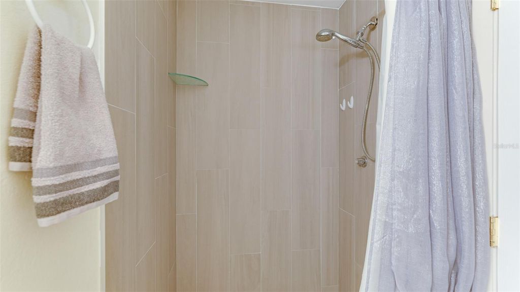 Image 17 of property listing at 4591 MOHICAN TRAIL 137, Sarasota, FL 34233