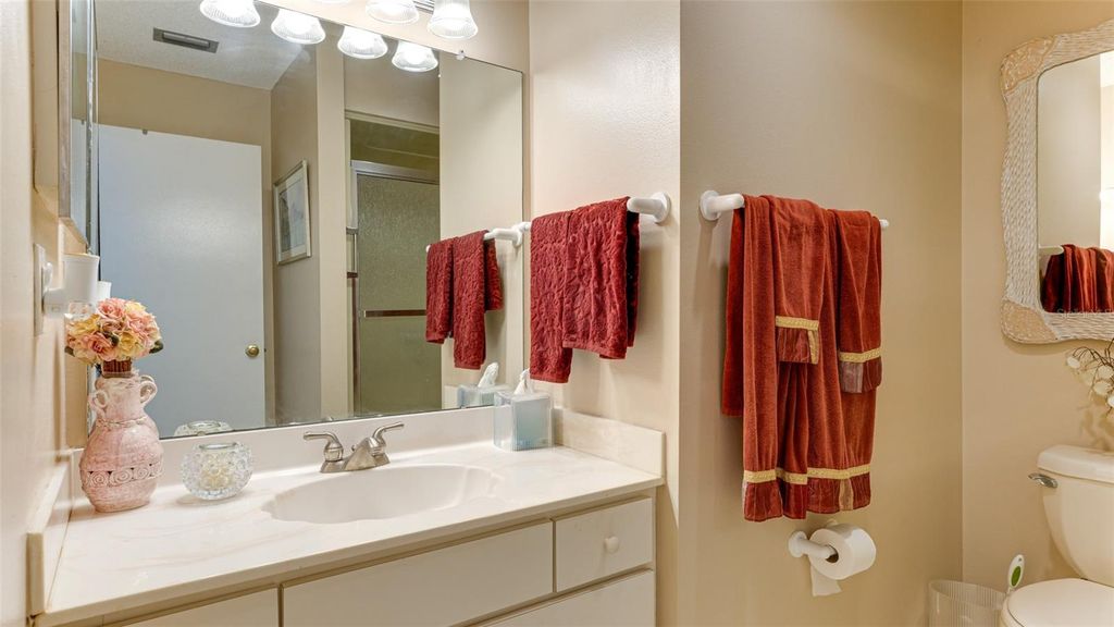 Image 20 of property listing at 4591 MOHICAN TRAIL 137, Sarasota, FL 34233