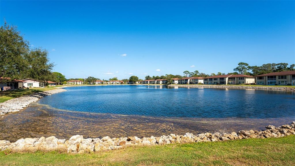Image 25 of property listing at 4591 MOHICAN TRAIL 137, Sarasota, FL 34233